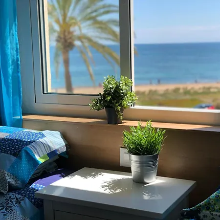 Cosy Directly On The / Few Mins From The Center アパート デニア