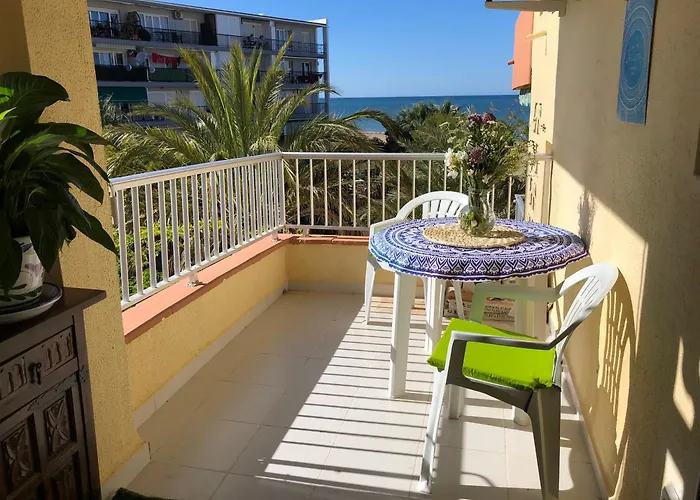 Cosy Directly On The / Few Mins From The Center דניה