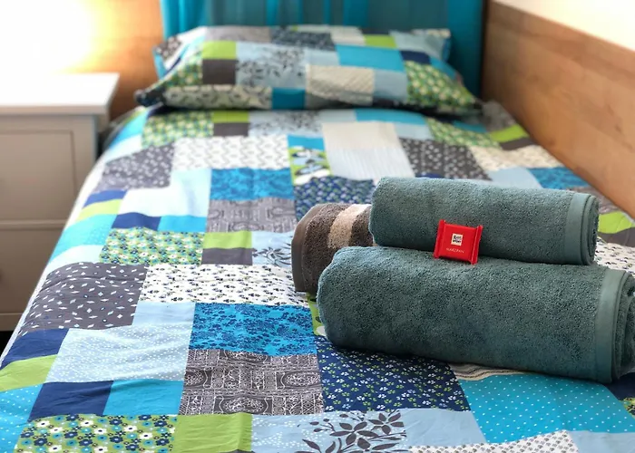 Cosy Directly On The / Few Mins From The Center דירה