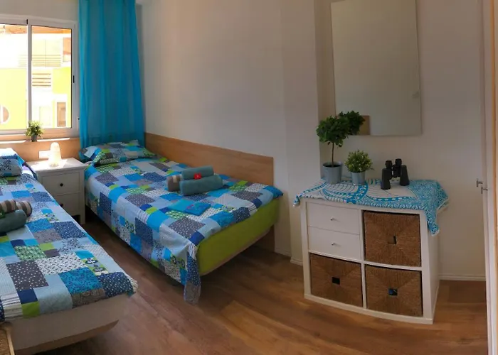 Cosy Directly On The / Few Mins From The Center דירה