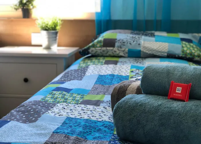 Cosy Directly On The / Few Mins From The Center דירה דניה